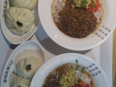 -凤起龙游老面包子(凯德晶品店)