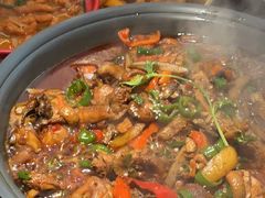 砂锅虎皮鸡爪-苏泡泡豆花烤鱼(婺源店)