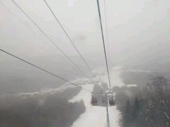-亚布力新体委滑雪场