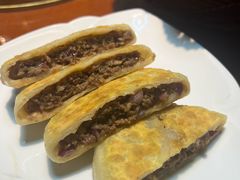 -老码头黑皮肘子锅包肉(赣水路店)