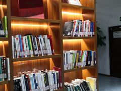 -上海市虹口区图书馆(曲阳分馆)