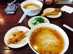 -朱鸿兴面馆(镇湖店)
