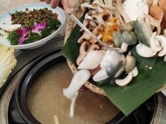 -原林野山菌火锅·炒菌(关上野生菌一条街店)