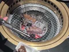 -山川小町·极番烧肉(新地假日广场店)