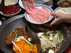 -沸炉重庆老火锅(军事博物馆店)