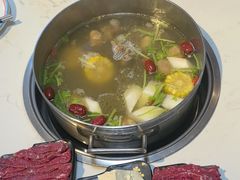 -牛员外鲜切牛肉火锅