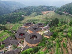 -南靖田螺坑土楼群景区