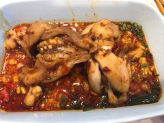 -蛙两只美蛙鱼头火锅(恒茂店)