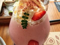 -Mark&Mars Restaurant