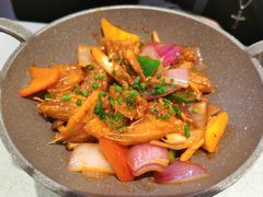 和风三文鱼骨煲-万岁寿司(万国店)