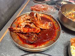 -草家酱蟹炭火烤肉店(珲春南路二店)