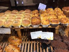 -皇冠幸福里动物奶油生日蛋糕(中山大道二中店)