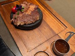 -蟹犇前•帝王蟹雪蟹(陆家嘴店)