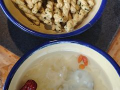 -李子坝梁山鸡(李子坝大鸡哥店)