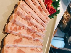 含大肉的特色午餐肉-煲宫猪肚鸡(晶品店)