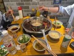 -六公里老火锅(总店)