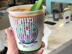 -red donkey coffee