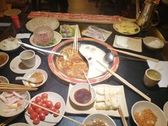-在蜀里·一米肥牛老火锅(黄埔店)