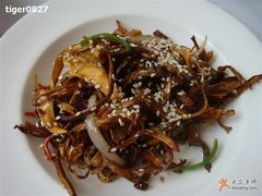 好吃的茶树菇-老洋房花园饭店(绍兴路店)