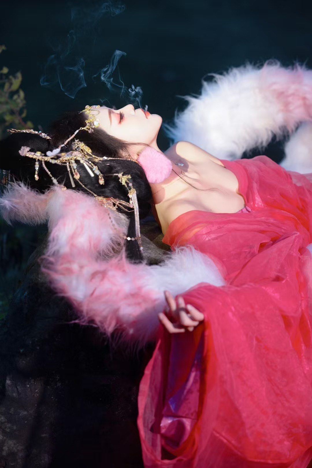 狐狸🦊九尾狐么妲己汉服妆造摄影