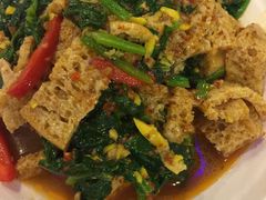 -维吾尔餐厅(宜山路店)