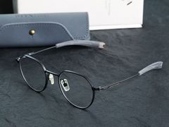 -目艮眼镜SHOWROOM(品牌集合店)
