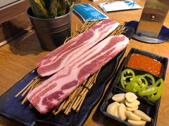 -鑫釜山海鲜烧烤(鑫丰国际店)