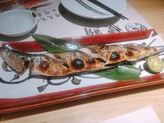 烤秋刀鱼-鳗鲔料理小馆