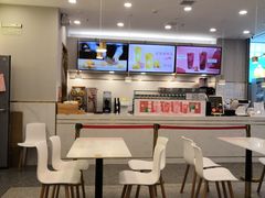 -牛男手造比萨(百盛店)