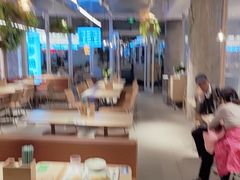 -老乡鸡(上海白玉兰广场店)