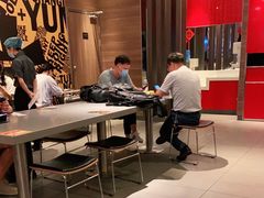 -麦当劳(汉口火车站候车室店)