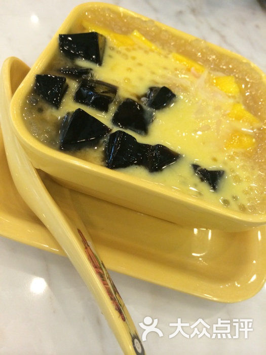 杨枝甘露凉粉