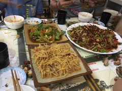 -萨宁音登锡伯风味餐厅(一楼店)