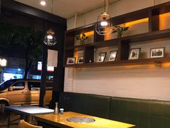 大堂-聚串门儿·东北烧烤(信义坊店)
