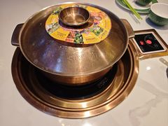 -润园四季椰子鸡火锅(卓越INTOWN店)