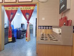 -阿婆情腊排骨火锅(金虹路店)