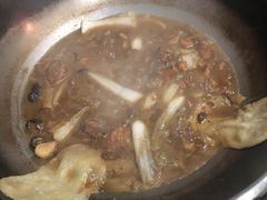 -三里屯土灶炖公鸡地锅鸡(江东店)