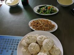 猪肉三鲜包-四平包子铺