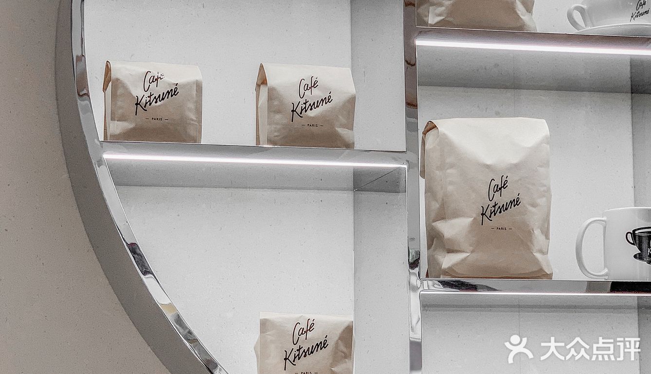 上海探店国内首家小狐狸cafekitsune网红咖啡