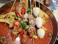 红汤串串-嗜辣吃客