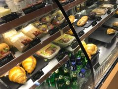 -星巴克(西藏路店)