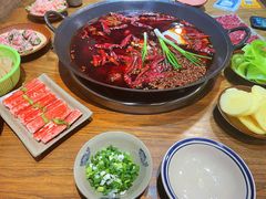 -周幺妹重庆老火锅(银泰城总店)