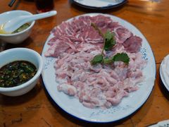 天衣无缝拼一两肉拼望天光-华哥新鲜猪精品美食