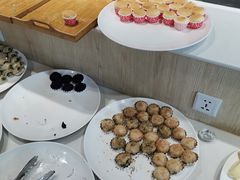 -百荷园蔬食自助餐厅(德辉广场店)