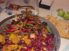 -小鱼小牛·鱼牛干锅·脆鱼火锅(世欧广场店)