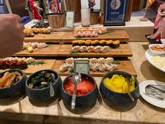 -大中华希尔顿酒店-念自助餐·嗨啤·小龙虾