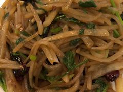 土豆丝-胡桃里乐队酒馆(鎏嘉码头店)