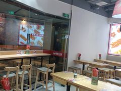 -魔都三兄弟酸辣粉·蘸卤炸串(虹桥万科店)