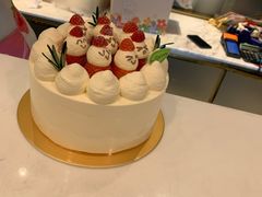 -花花卷卷·鲜食蛋糕(静安久光百货店)