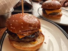 -Ribs & Burgers The Rocks